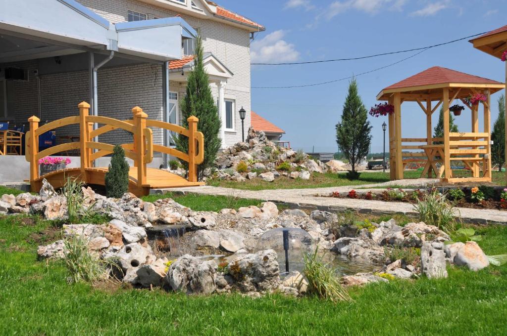Hotel Lux Velika Jasikova Екстериор снимка