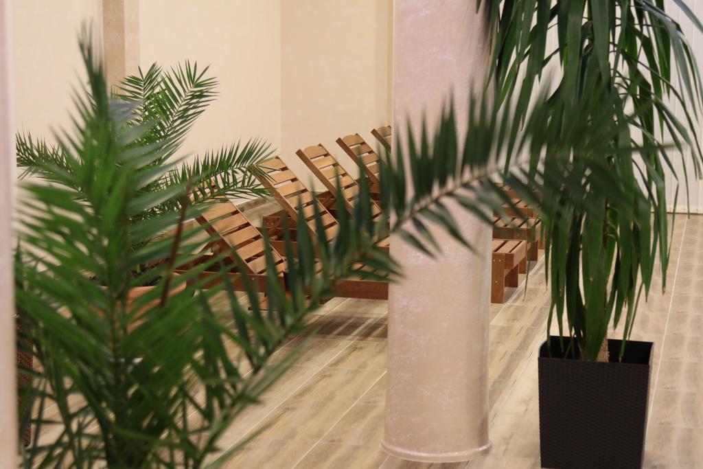 Hotel Lux Velika Jasikova Екстериор снимка