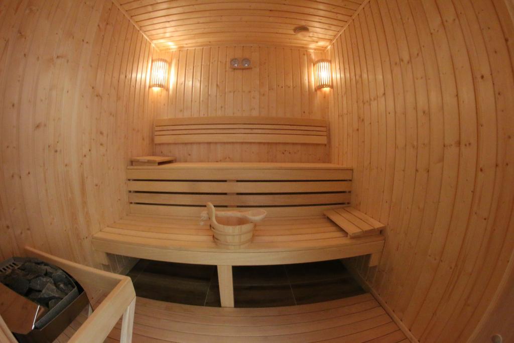 Hotel Lux Velika Jasikova Екстериор снимка